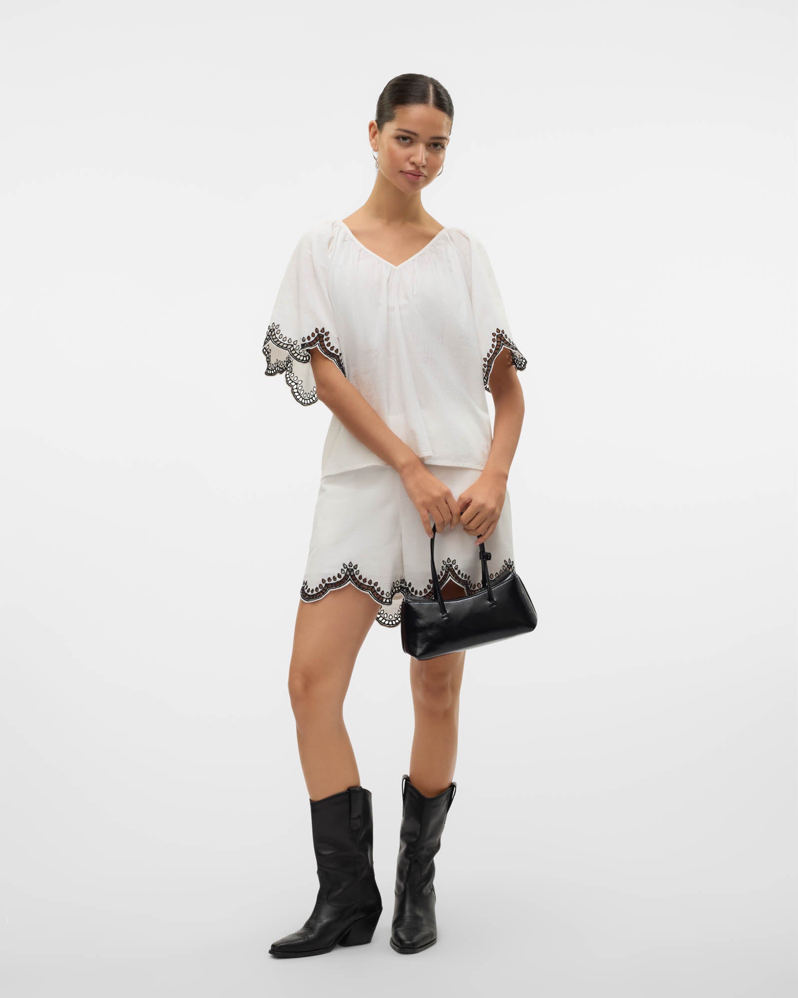 VMDIANA EMBROIDERED TOP